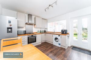 Kitchen/Diner- click for photo gallery